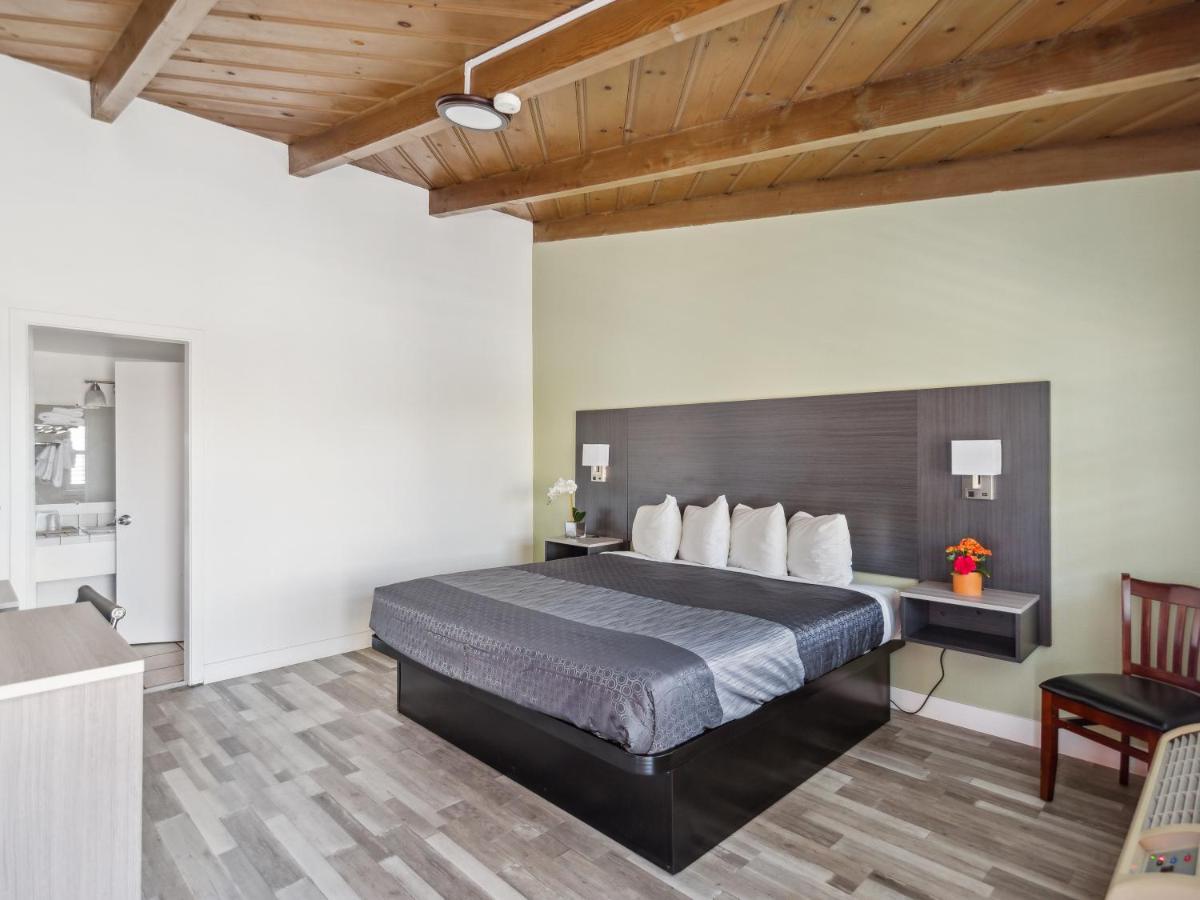 Discovery Inn Monterey Bay Сисайд Экстерьер фото